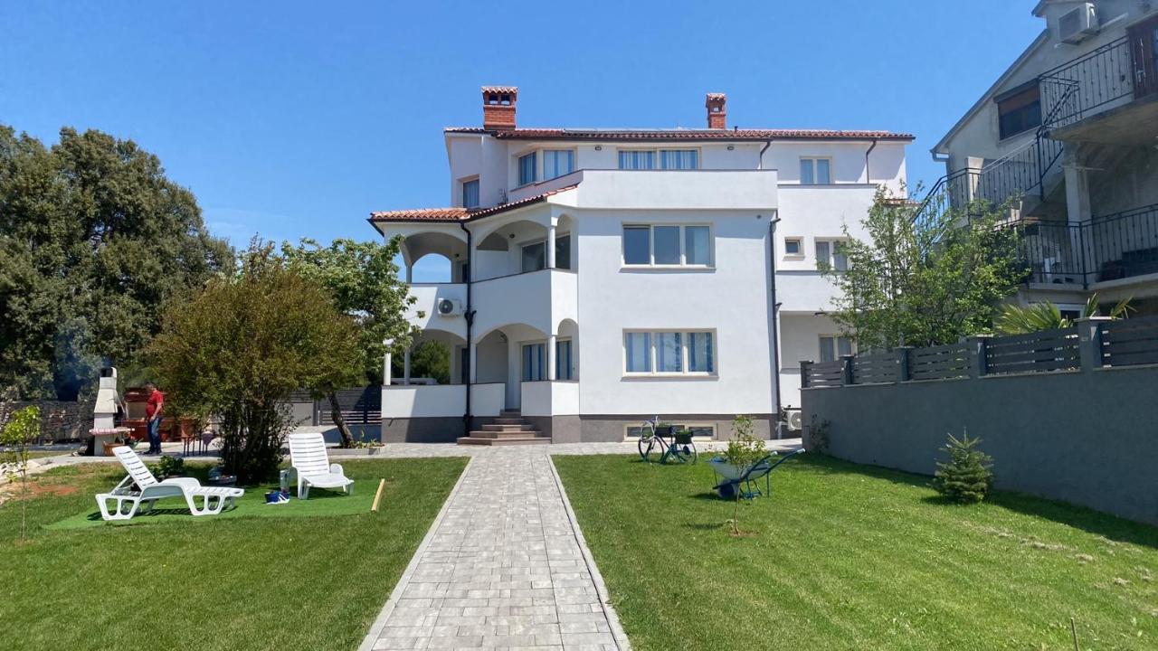 Villa Mara Pola Esterno foto
