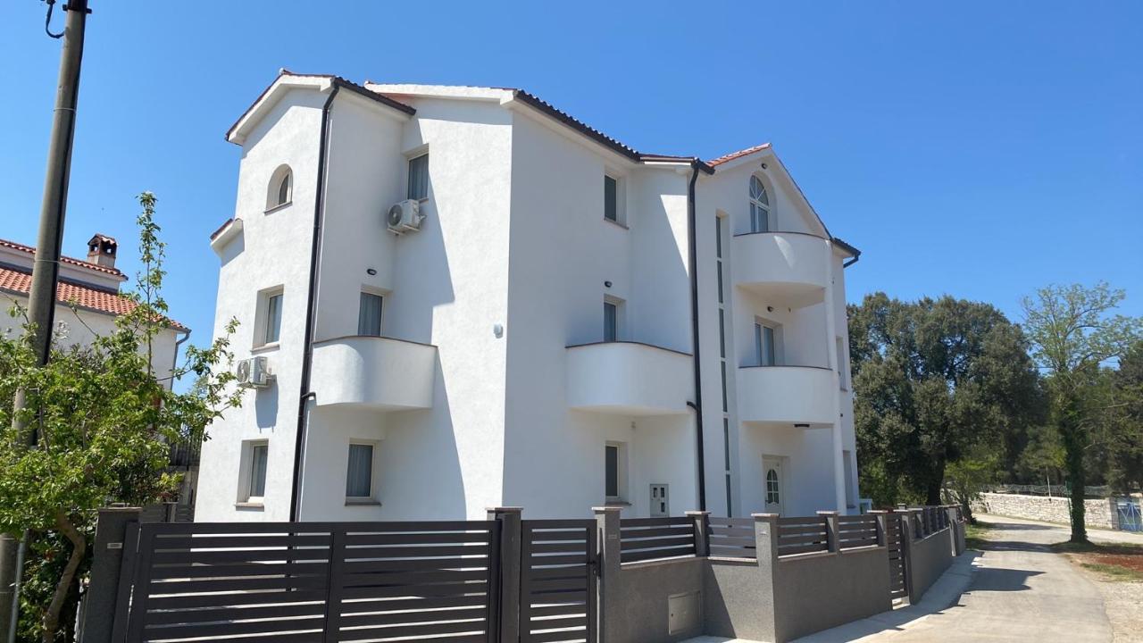 Villa Mara Pola Esterno foto