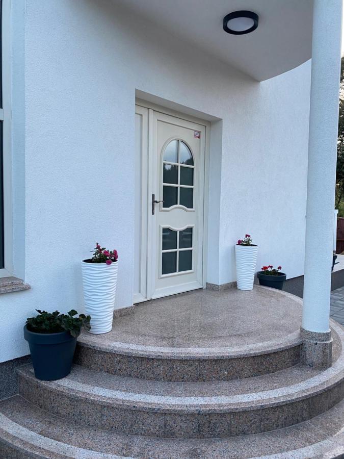 Villa Mara Pola Esterno foto