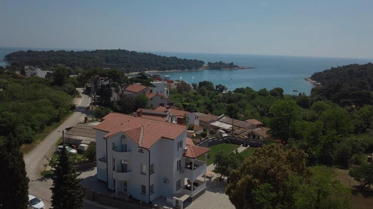 Villa Mara Pola Esterno foto